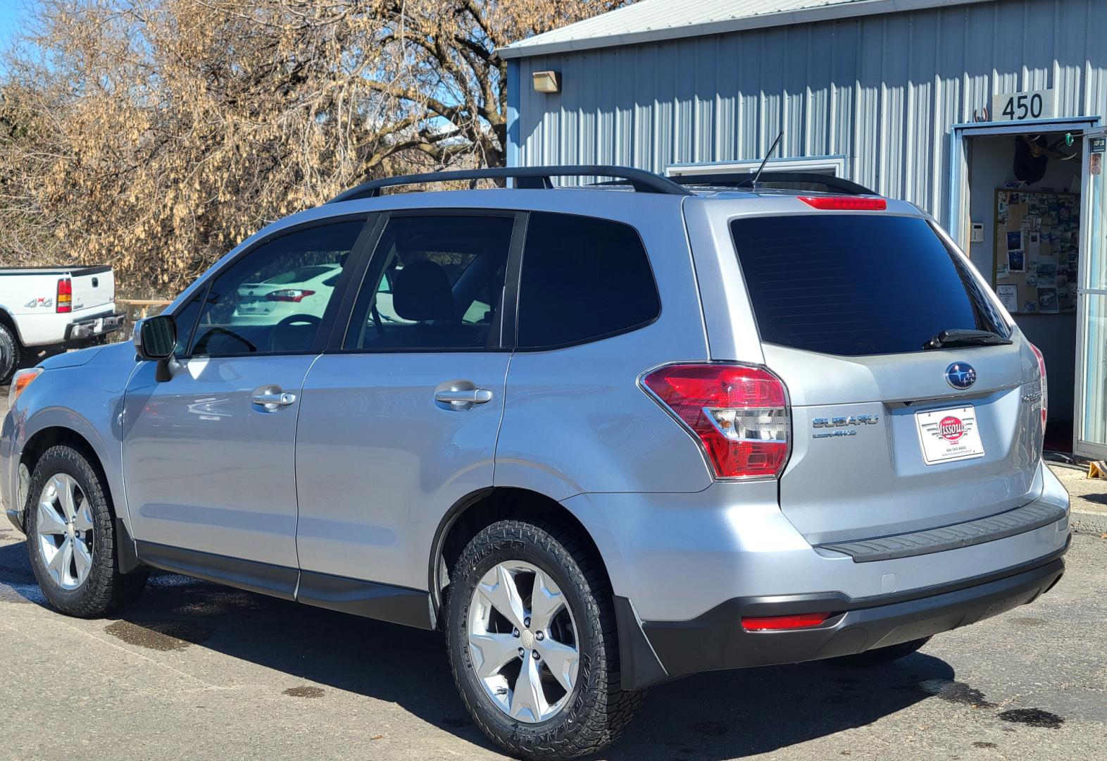 2015 Silver /Black Subaru Forester Premium (JF2SJADC3FH) with an 2.5L H4 engine, Automatic transmission, located at 450 N Russell, Missoula, MT, 59801, (406) 543-6600, 46.874496, -114.017433 - Photo#7